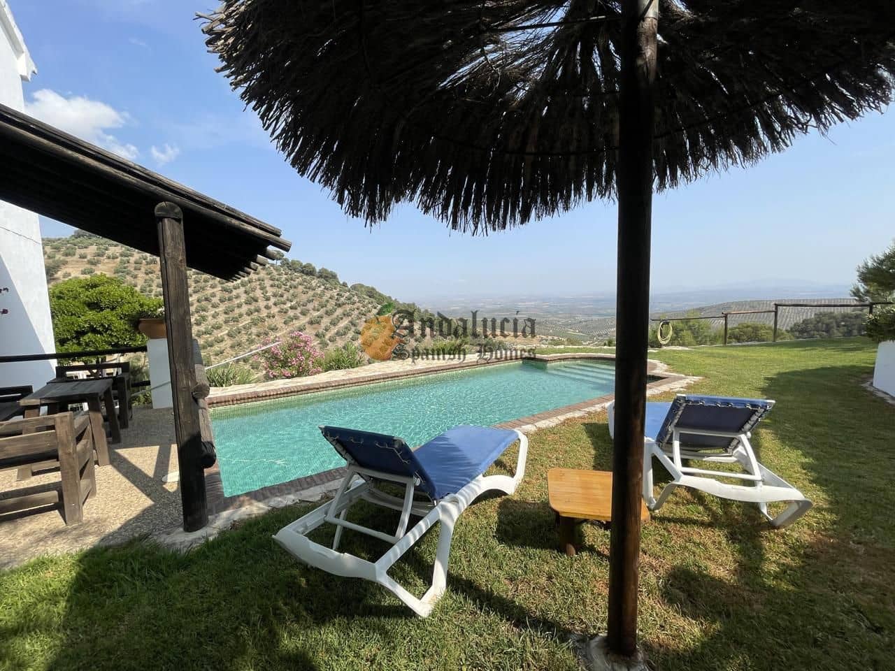 4 soveværelse Villa til salg i Montefrio med swimmingpool - € 390.000 (Ref: 9058666)