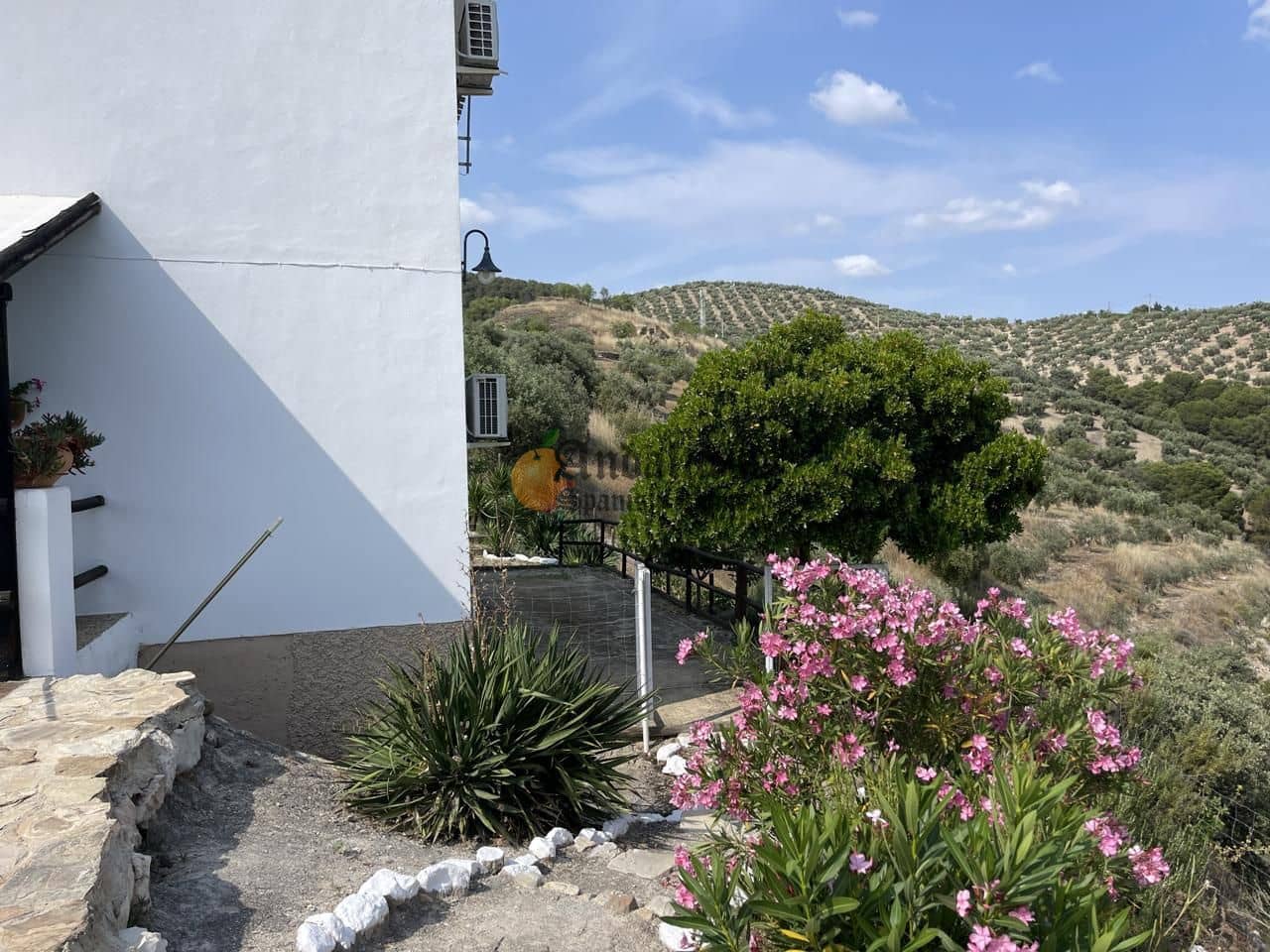 4 soveværelse Villa til salg i Montefrio med swimmingpool - € 390.000 (Ref: 9058666)