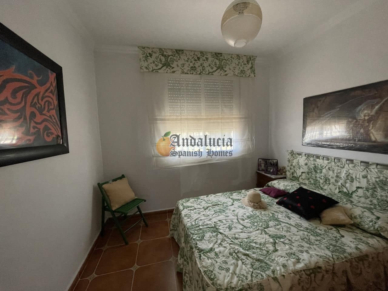 Chalet de 4 habitaciones en Moraleda de Zafayona en venta - 250.000 € (Ref: 9060150)