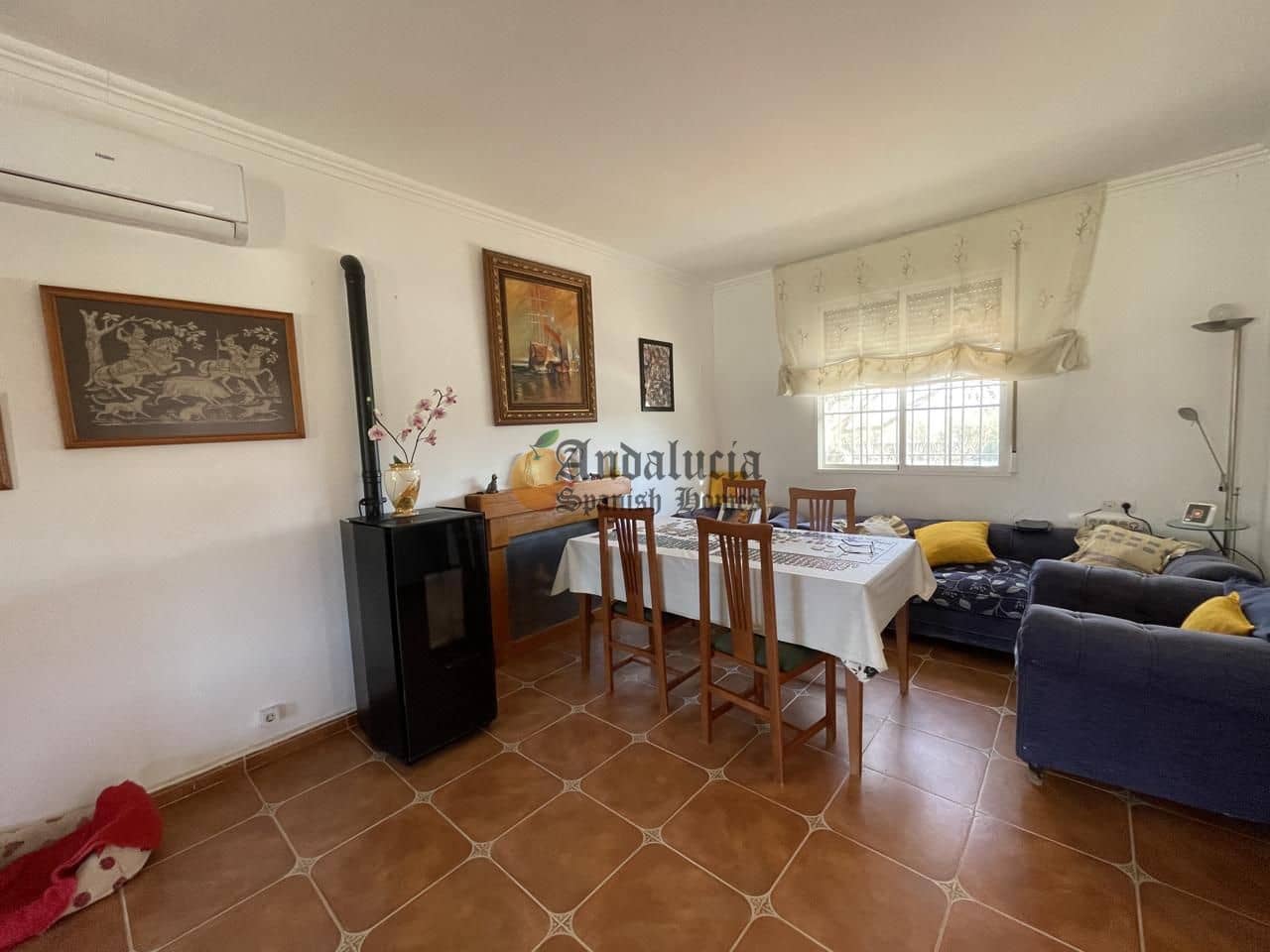 Chalet de 4 habitaciones en Moraleda de Zafayona en venta - 250.000 € (Ref: 9060150)
