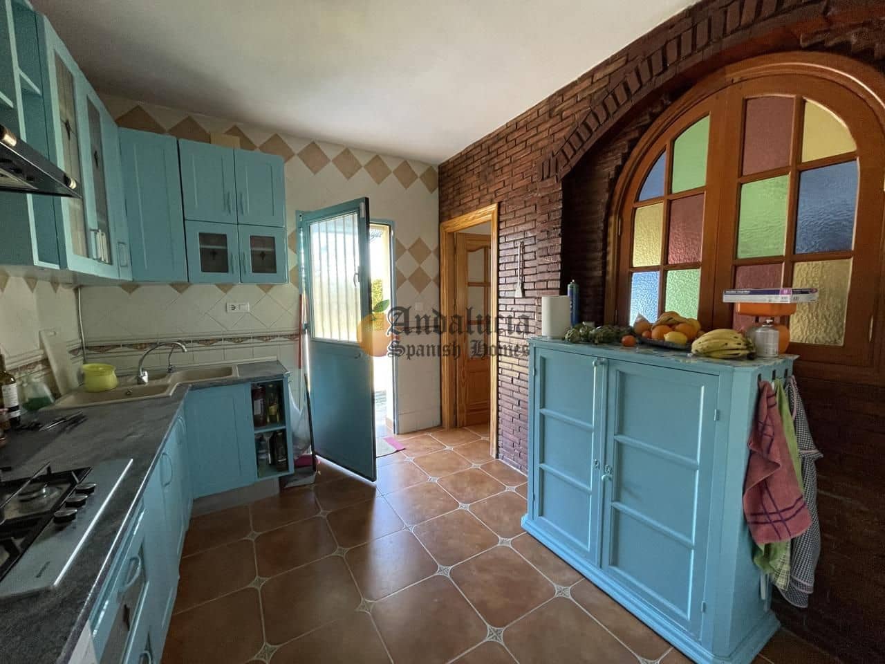 Chalet de 4 habitaciones en Moraleda de Zafayona en venta - 250.000 € (Ref: 9060150)