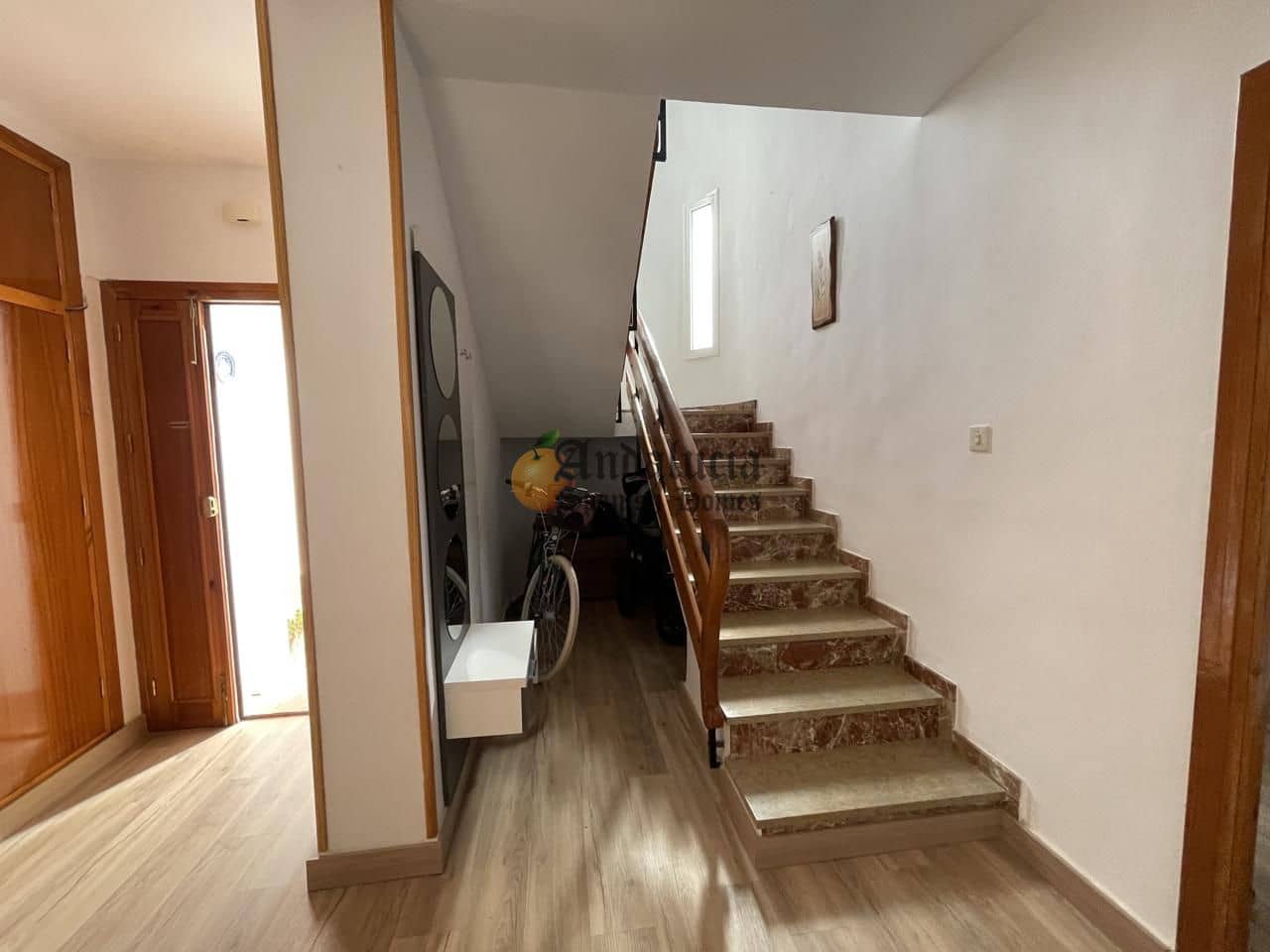 4 soveværelse Villa til salg i Illora med swimmingpool - € 198.000 (Ref: 9142510)