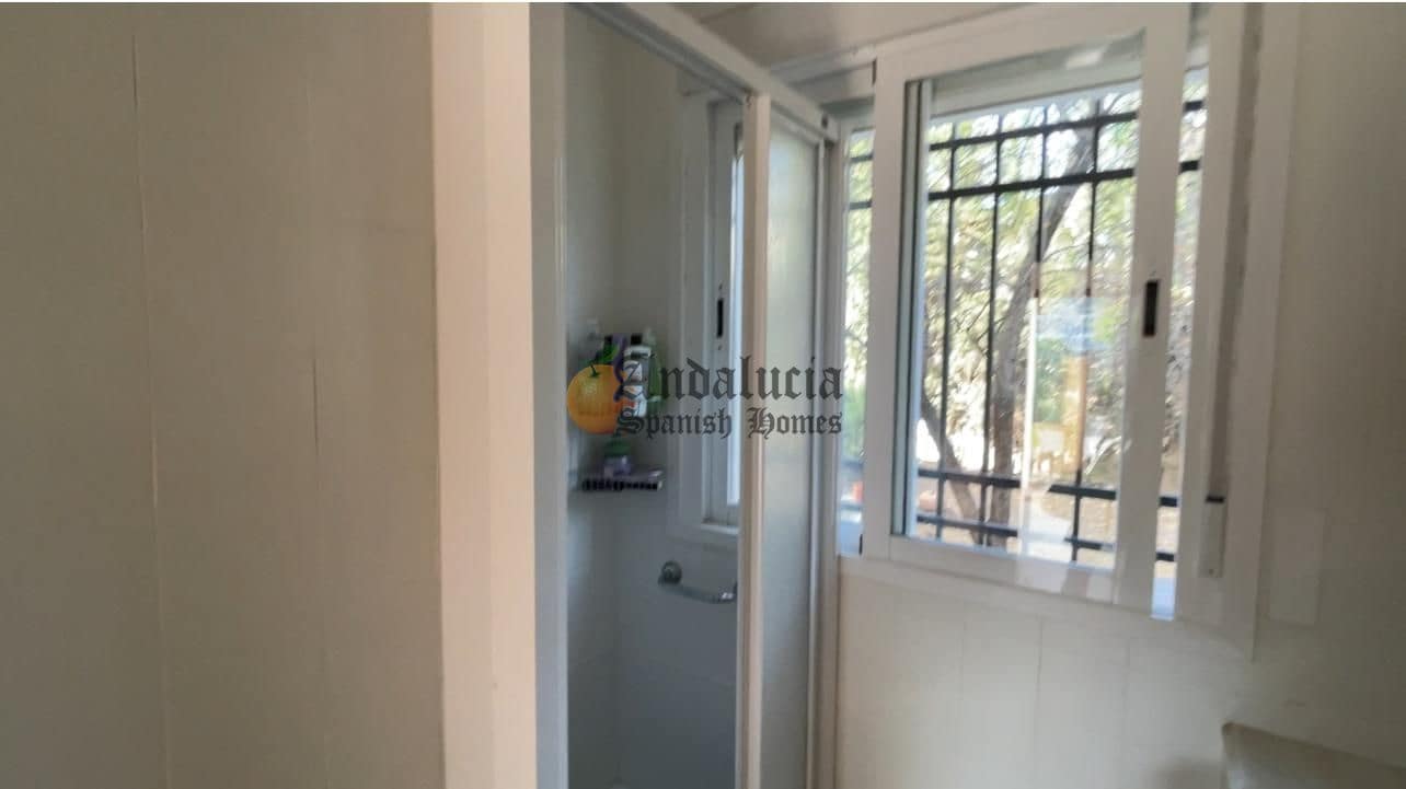 4 soveværelse Villa til salg i Illora med swimmingpool - € 198.000 (Ref: 9142510)