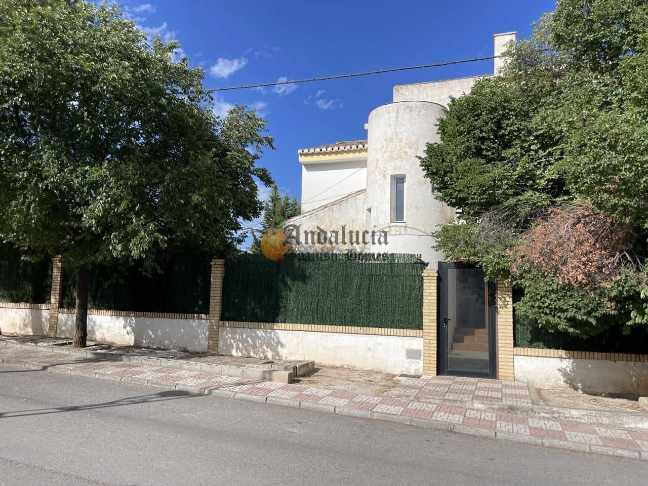 4 soveværelse Villa til salg i Illora med swimmingpool - € 198.000 (Ref: 9142510)