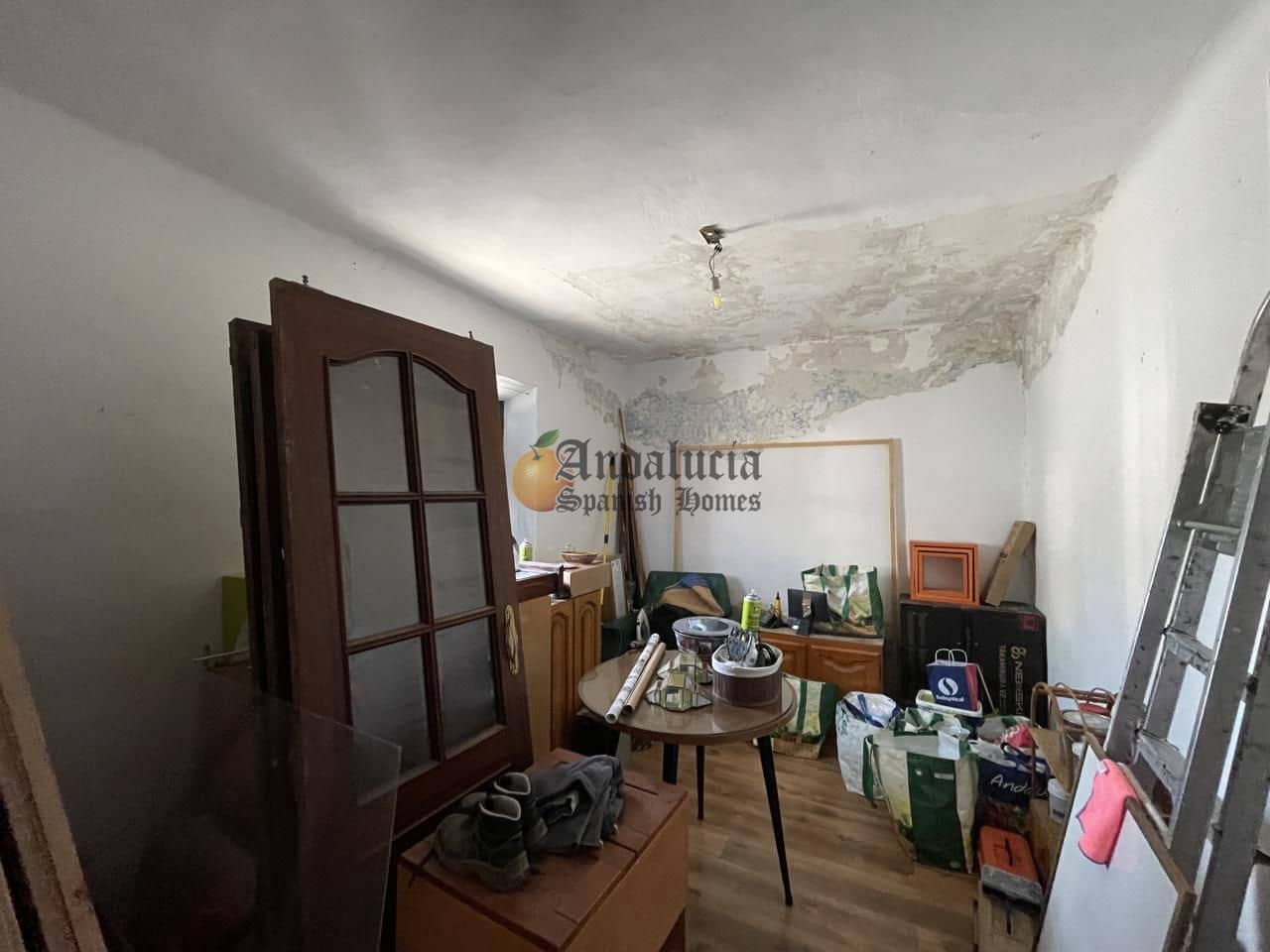 5 soverom Villa til salgs i Lachar - € 130 000 (Ref: 9143371)