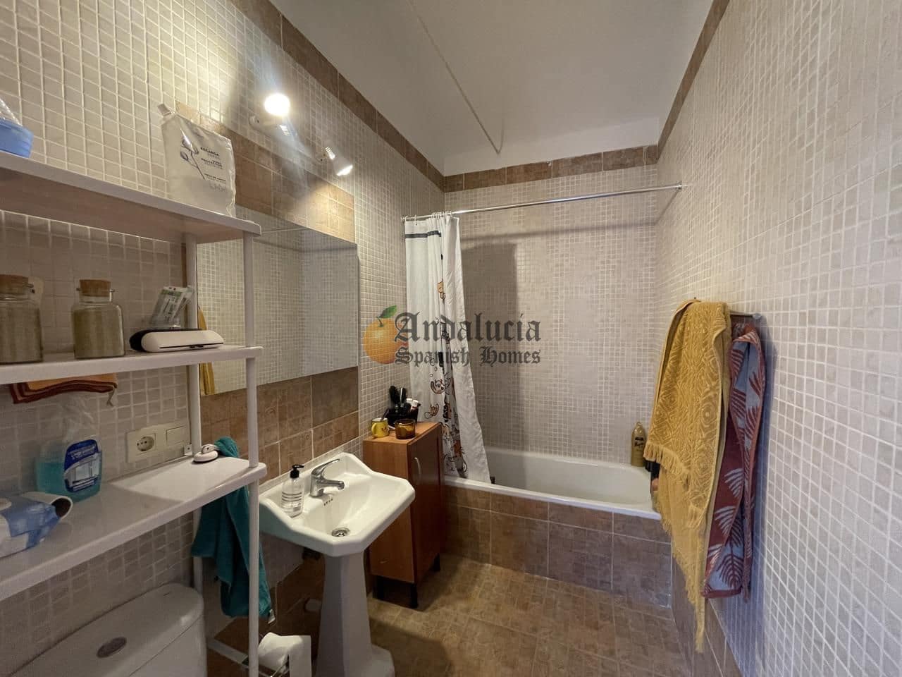 5 soverom Villa til salgs i Lachar - € 130 000 (Ref: 9143371)