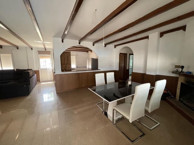 3 soveværelse Villa til salg i Moraleda de Zafayona med swimmingpool - € 195.000 (Ref: 9192050)