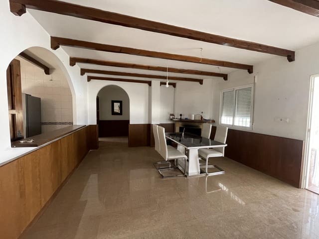 3 soveværelse Villa til salg i Moraleda de Zafayona med swimmingpool - € 195.000 (Ref: 9192050)