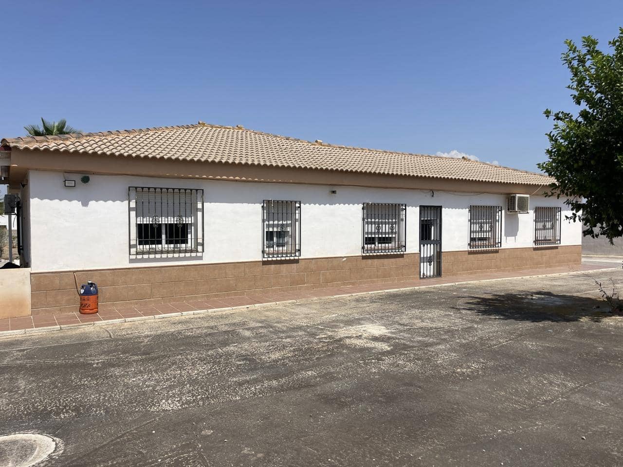 3 soveværelse Villa til salg i Moraleda de Zafayona med swimmingpool - € 195.000 (Ref: 9192050)