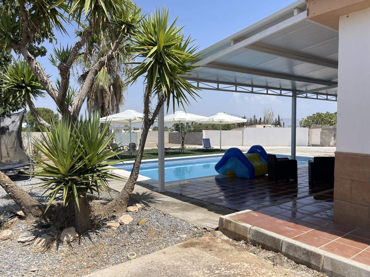 3 soveværelse Villa til salg i Moraleda de Zafayona med swimmingpool - € 195.000 (Ref: 9192050)