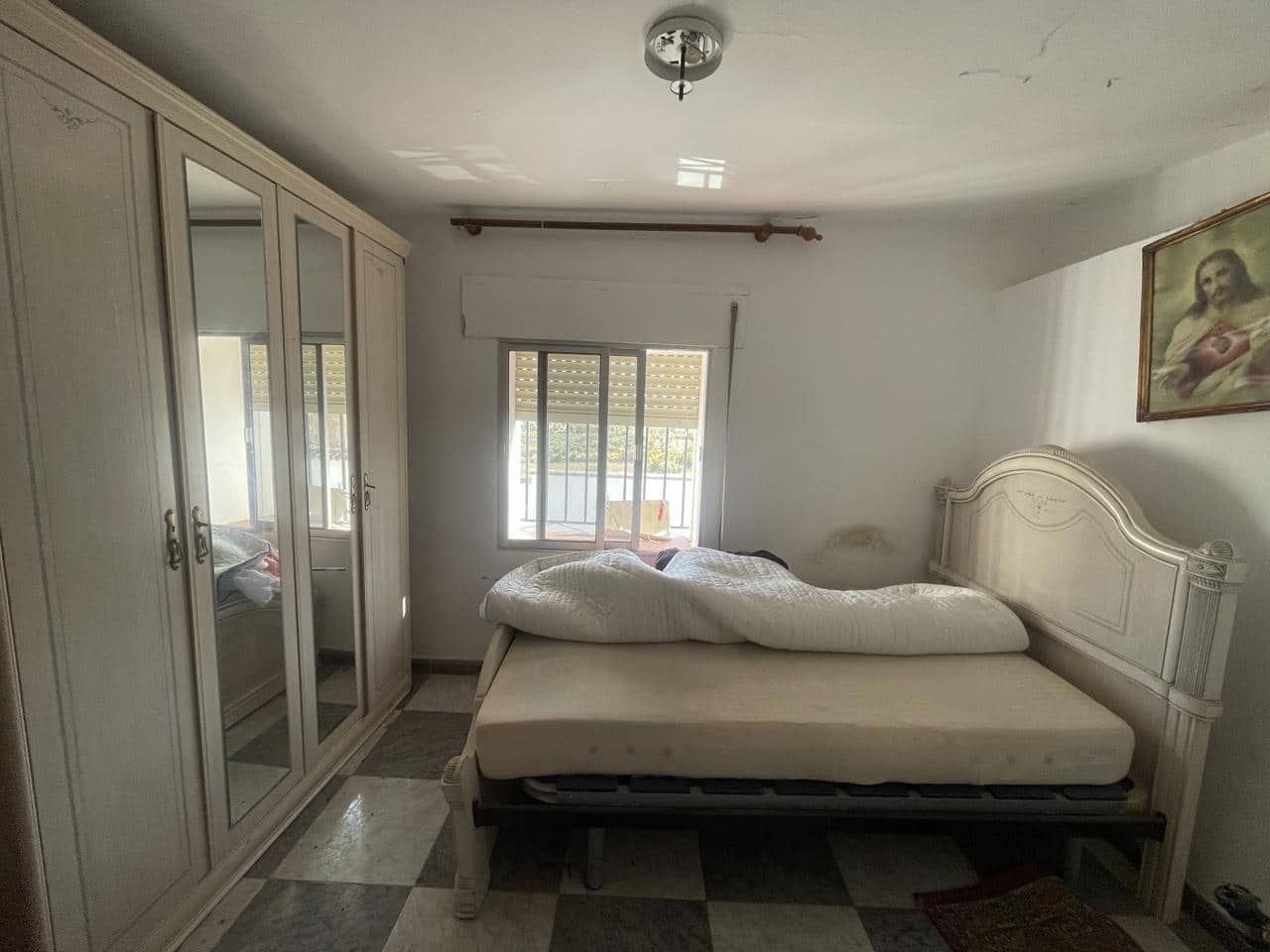 4 soverom Villa til salgs i Bracana med garasje - € 49 000 (Ref: 9310421)