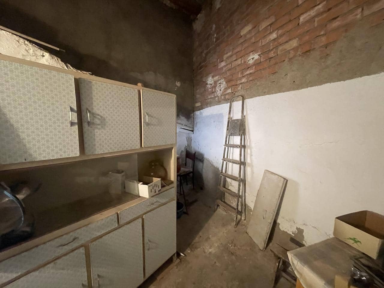 4 soverom Villa til salgs i Bracana med garasje - € 49 000 (Ref: 9310421)