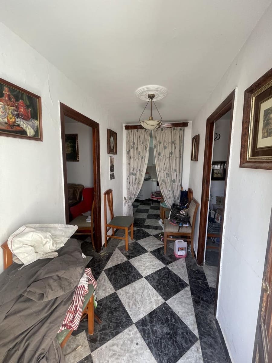 4 soverom Villa til salgs i Bracana med garasje - € 49 000 (Ref: 9310421)