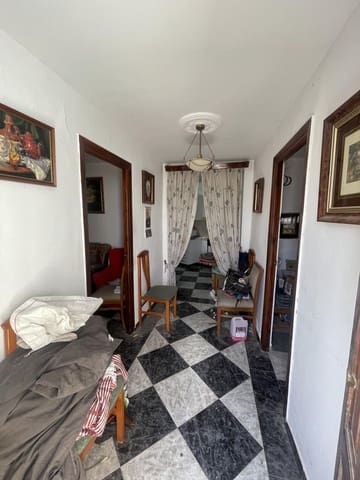 4 soveværelse Villa til salg i Bracana, Illora med garage - € 49.000 (Ref: 9310421)