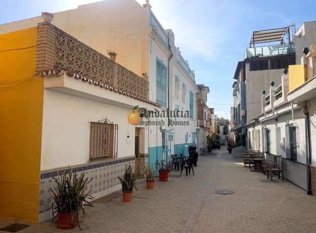 3 soveværelse Villa til salg i Las Acacias, Málaga by med garage - € 795.000 (Ref: 9341784)