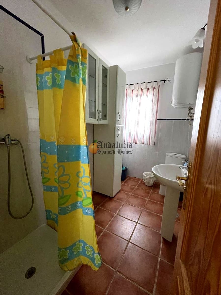 3 soveværelse Villa til salg i Moraleda de Zafayona med swimmingpool - € 145.000 (Ref: 9660774)