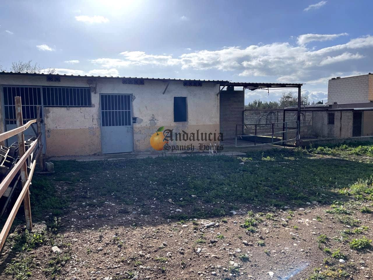 3 soveværelse Villa til salg i Moraleda de Zafayona med swimmingpool - € 145.000 (Ref: 9660774)