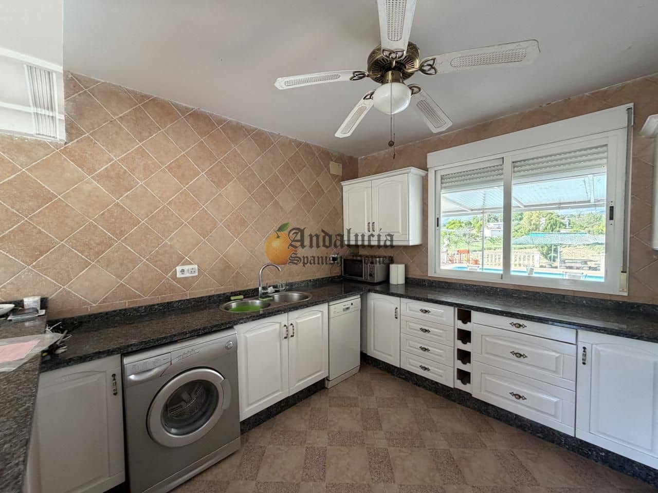 2 soveværelse Villa til salg i Mures med swimmingpool - € 243.000 (Ref: 9844603)