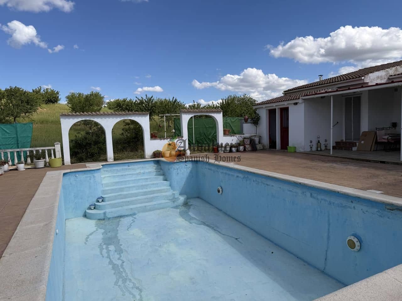 2 soveværelse Villa til salg i Mures med swimmingpool - € 243.000 (Ref: 9844603)