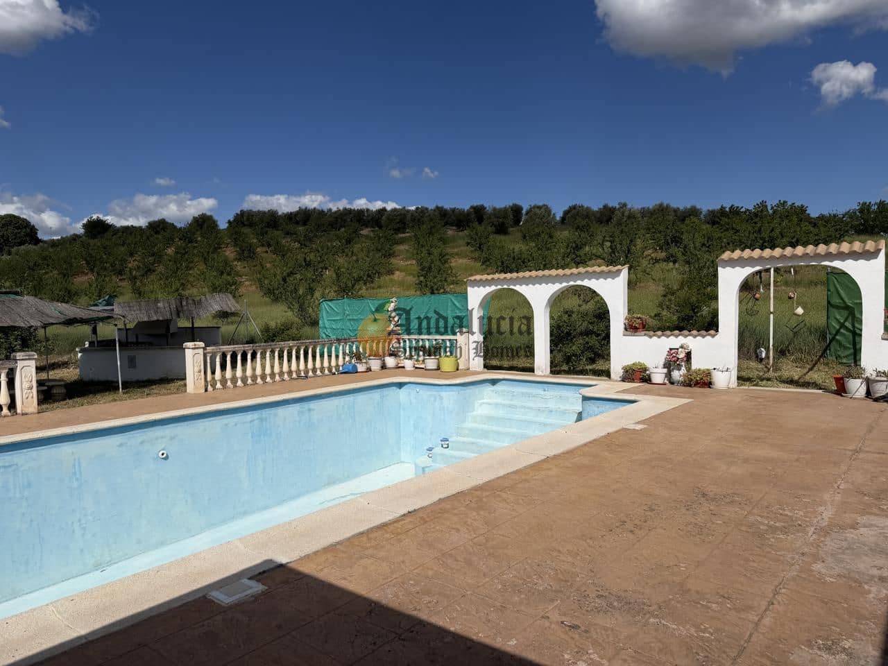 2 soveværelse Villa til salg i Mures med swimmingpool - € 243.000 (Ref: 9844603)