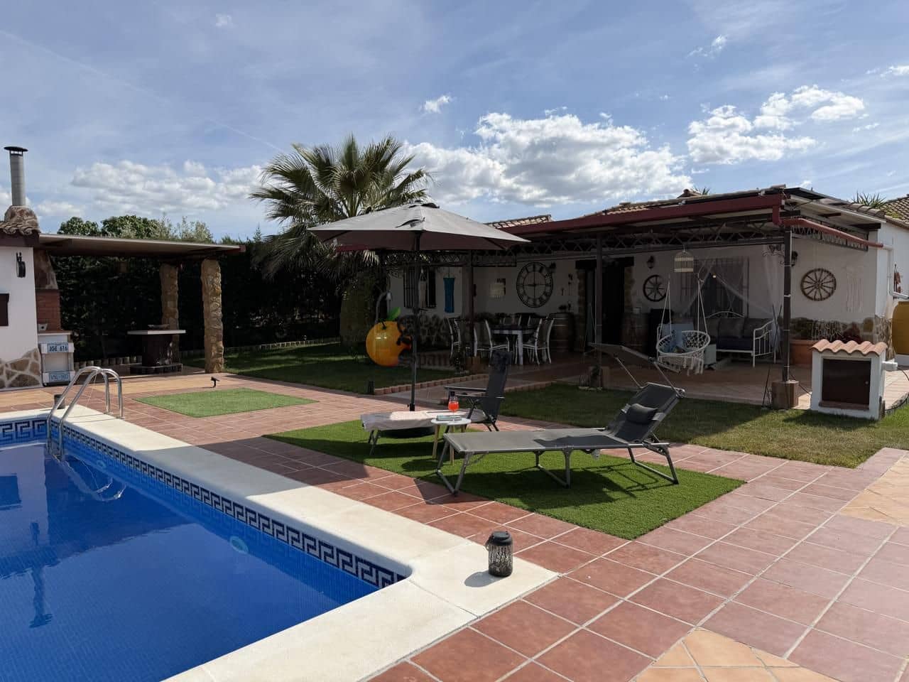 4 bedroom Villa for sale in Moraleda de Zafayona with pool - € 280,000 (Ref: 9844604)