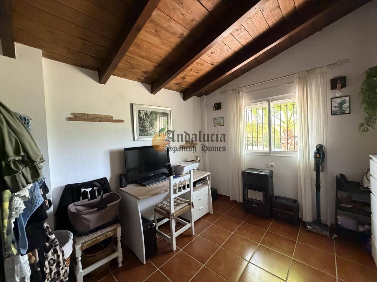 4 bedroom Villa for sale in Moraleda de Zafayona with pool - € 280,000 (Ref: 9844604)