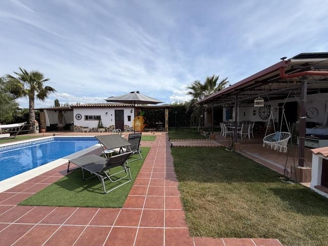 4 soveværelse Villa til salg i Moraleda de Zafayona med swimmingpool - € 280.000 (Ref: 9844604)