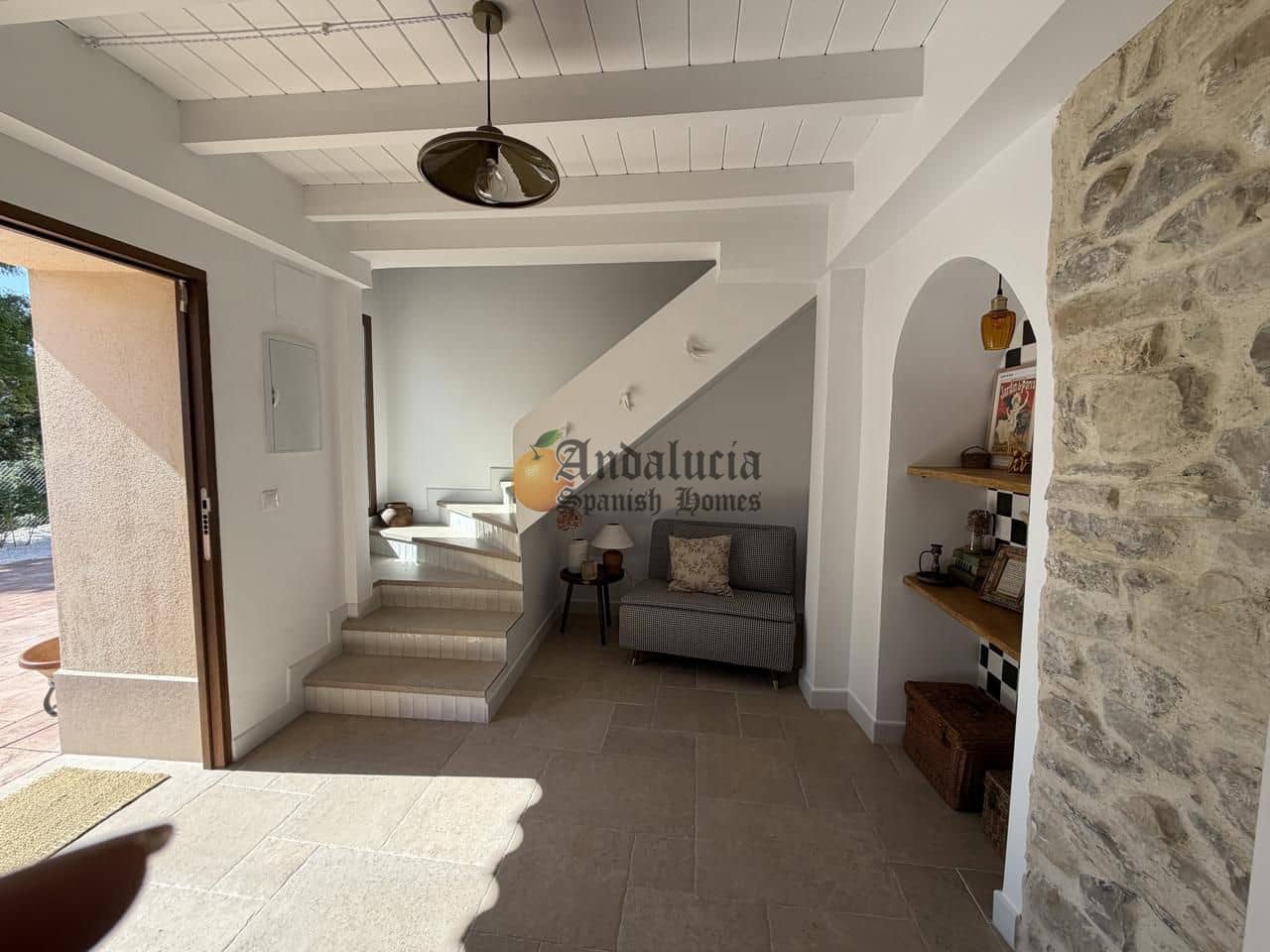 5 bedroom Villa for sale in Montefrio with pool - € 520,000 (Ref: 9869801)