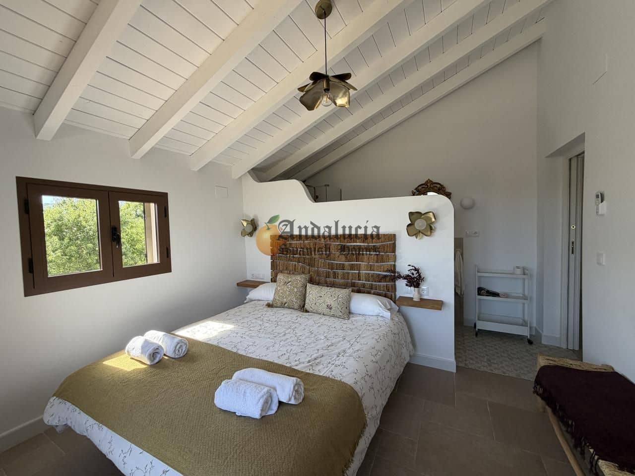 5 bedroom Villa for sale in Montefrio with pool - € 520,000 (Ref: 9869801)
