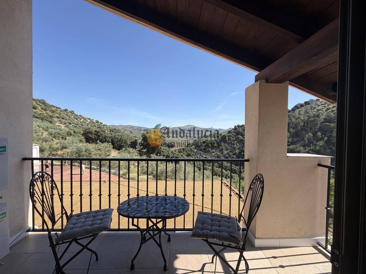 5 bedroom Villa for sale in Montefrio with pool - € 520,000 (Ref: 9869801)