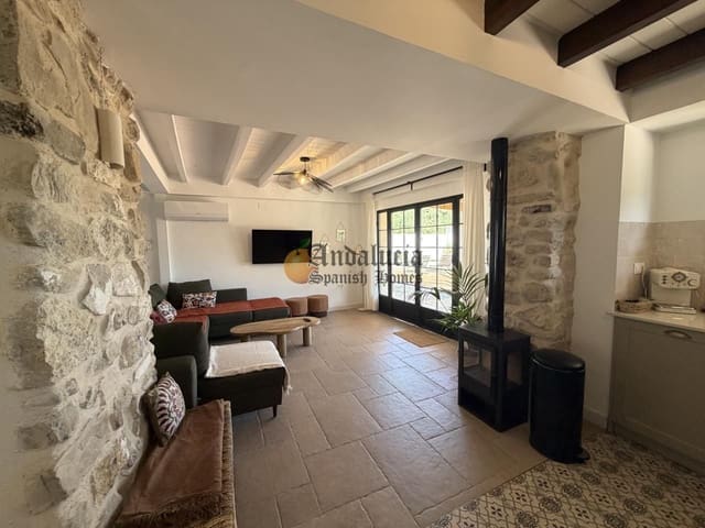 5 soveværelse Villa til salg i Montefrío med swimmingpool - € 520.000 (Ref: 9869801)