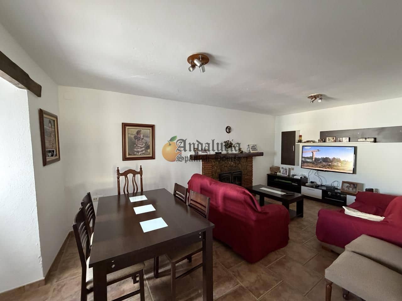 4 bedroom Villa for sale in Montefrio with garage - € 210,000 (Ref: 9916361)