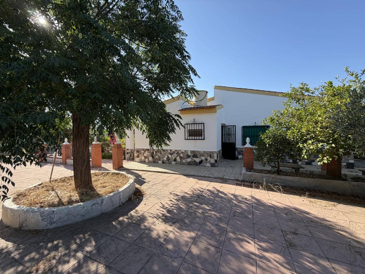 4 chambre Villa/Maison à vendre à Moraleda de Zafayona avec garage - 200 000 € (Ref: 9919062)