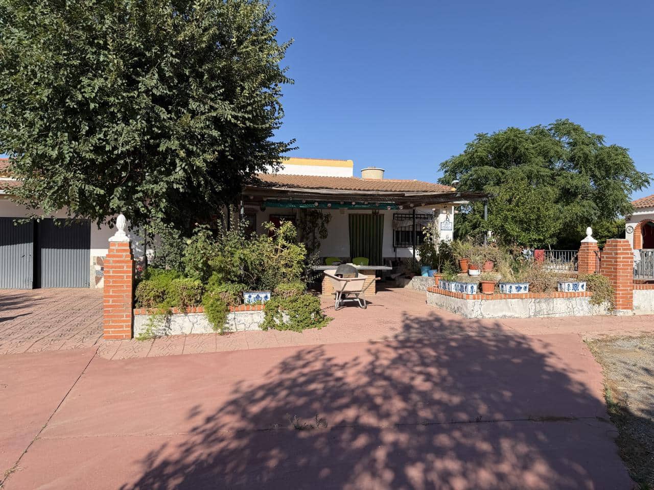 4 chambre Villa/Maison à vendre à Moraleda de Zafayona avec garage - 200 000 € (Ref: 9919062)