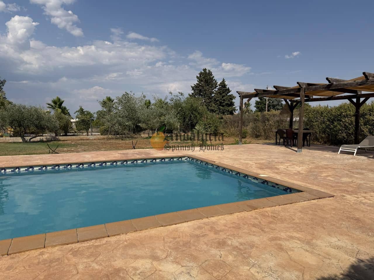 3 Zimmer Villa zu verkaufen in Moraleda de Zafayona mit Pool Garage - 238.000 € (Ref: 9946817)