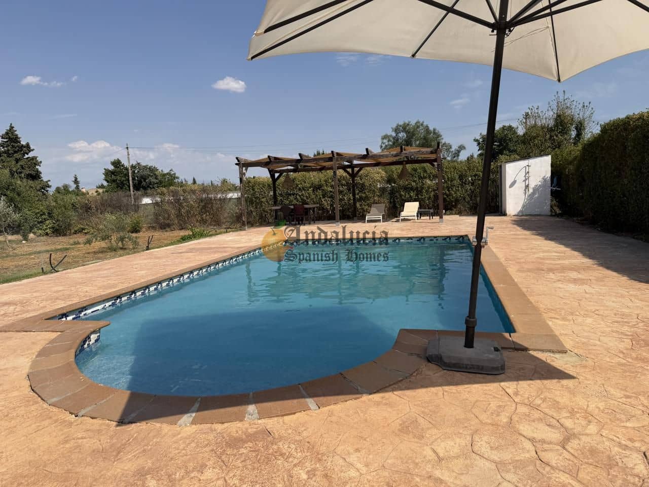 3 Zimmer Villa zu verkaufen in Moraleda de Zafayona mit Pool Garage - 238.000 € (Ref: 9946817)