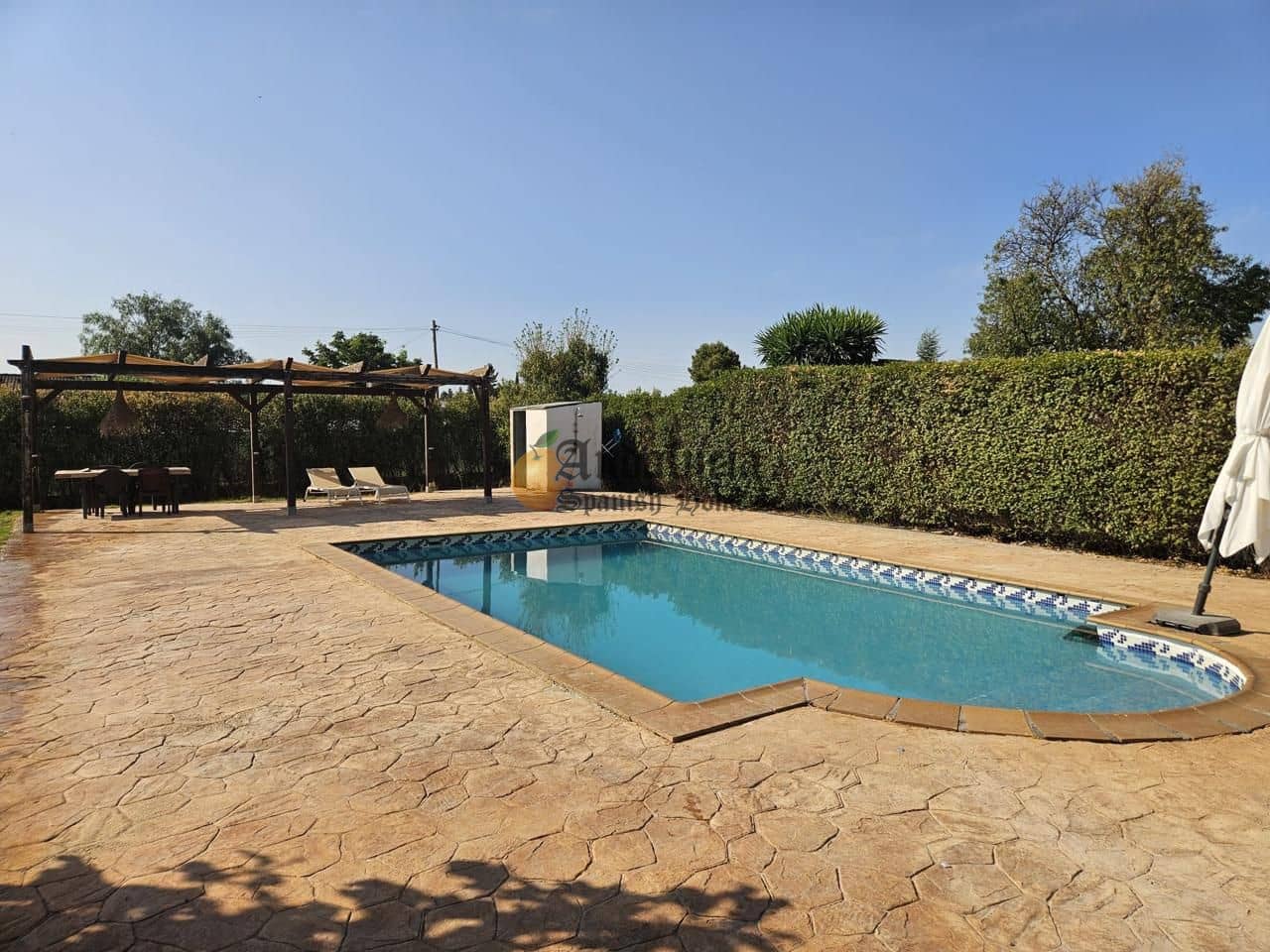 3 Zimmer Villa zu verkaufen in Moraleda de Zafayona mit Pool Garage - 238.000 € (Ref: 9946817)