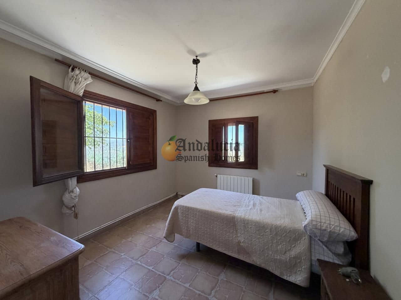 4 sovrum Villa till salu i Moraleda de Zafayona med pool garage - 278 000 € (Ref: 9994693)