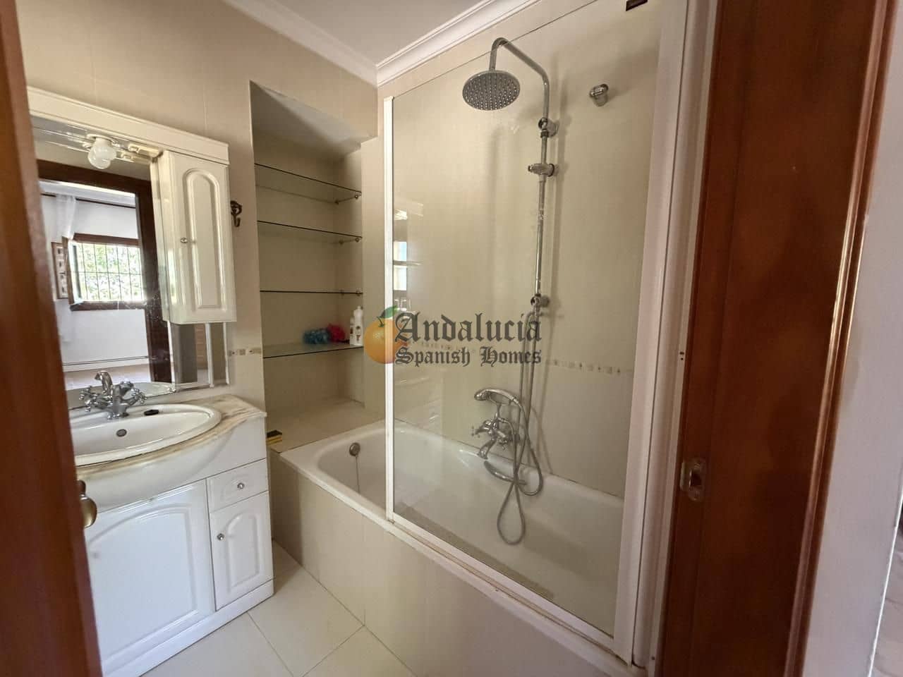 4 sovrum Villa till salu i Moraleda de Zafayona med pool garage - 278 000 € (Ref: 9994693)