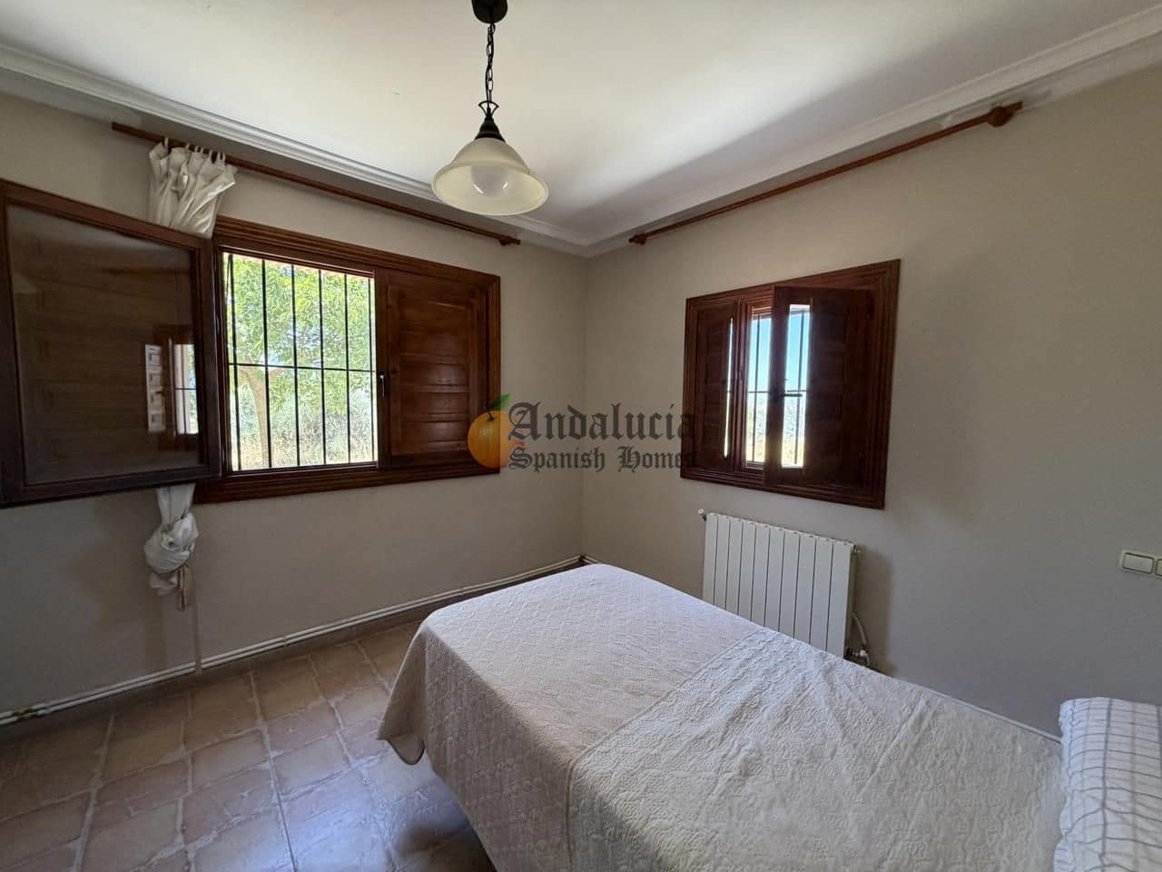4 sovrum Villa till salu i Moraleda de Zafayona med pool garage - 278 000 € (Ref: 9994693)