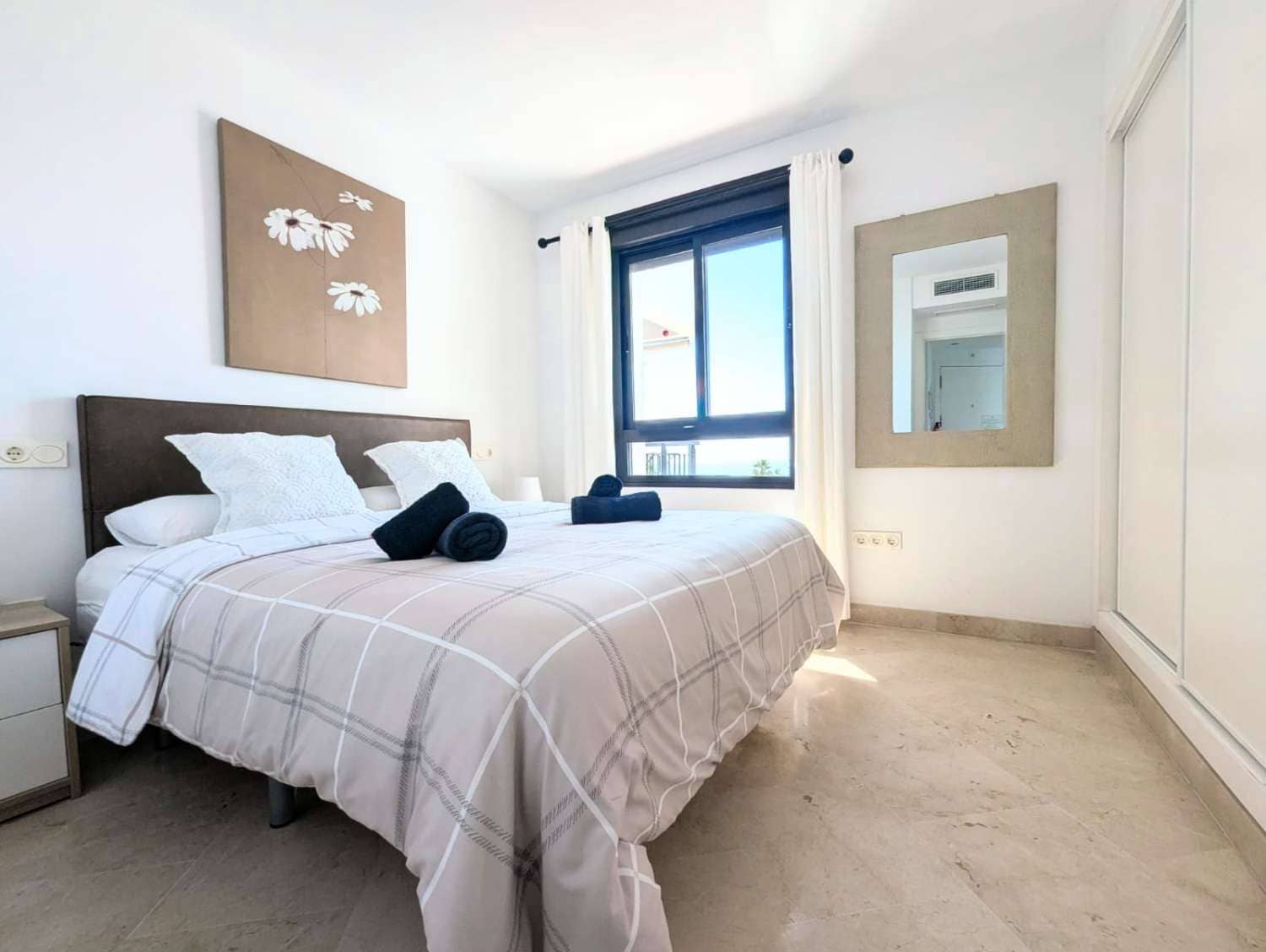 1 sypialnia Apartament na sprzedaż w Torrox-Costa z basenem garażem - 349 000 € (Ref: 10008251)
