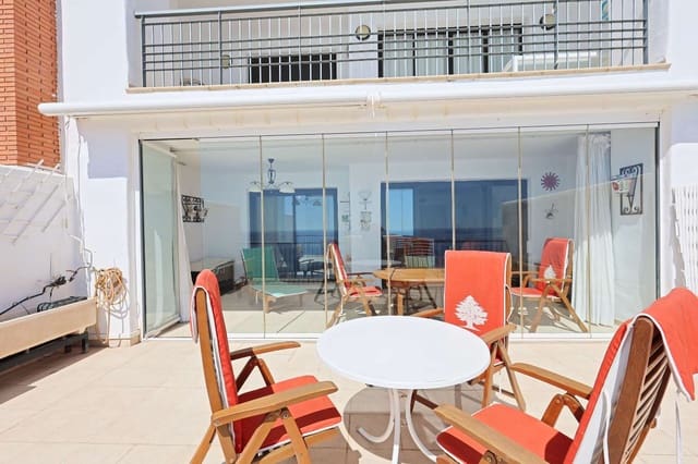 Apartamento Playa de 2 habitaciones en El Peñoncillo, Torrox en venta con piscina garaje - 440.000 € (Ref: 10085571)