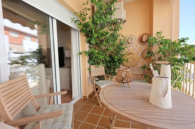 2 sovrum Strandlägenhet till salu i Chaparil - Torrecilla - Punta Lara, Nerja med pool - 369 000 € (Ref: 10097494)
