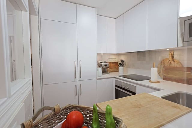 2 sovrum Strandlägenhet till salu i Chaparil - Torrecilla - Punta Lara, Nerja med pool - 369 000 € (Ref: 10097494)