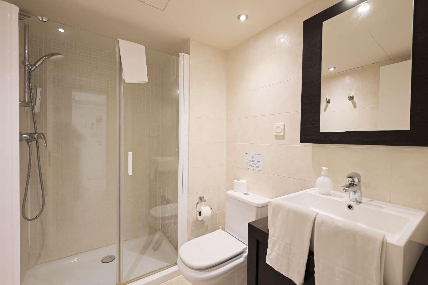 Apartamento Playa de 2 habitaciones en Torrox-Costa en venta con piscina garaje - 389.000 € (Ref: 10132385)