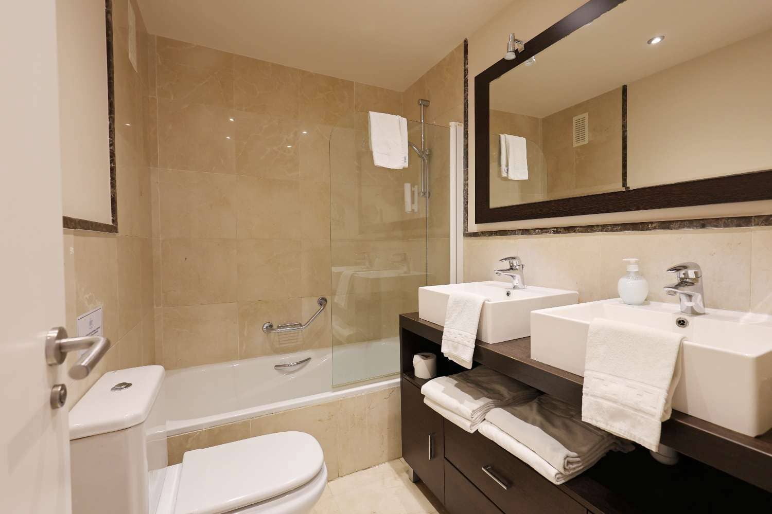 Apartamento Playa de 2 habitaciones en Torrox-Costa en venta con piscina garaje - 389.000 € (Ref: 10132385)