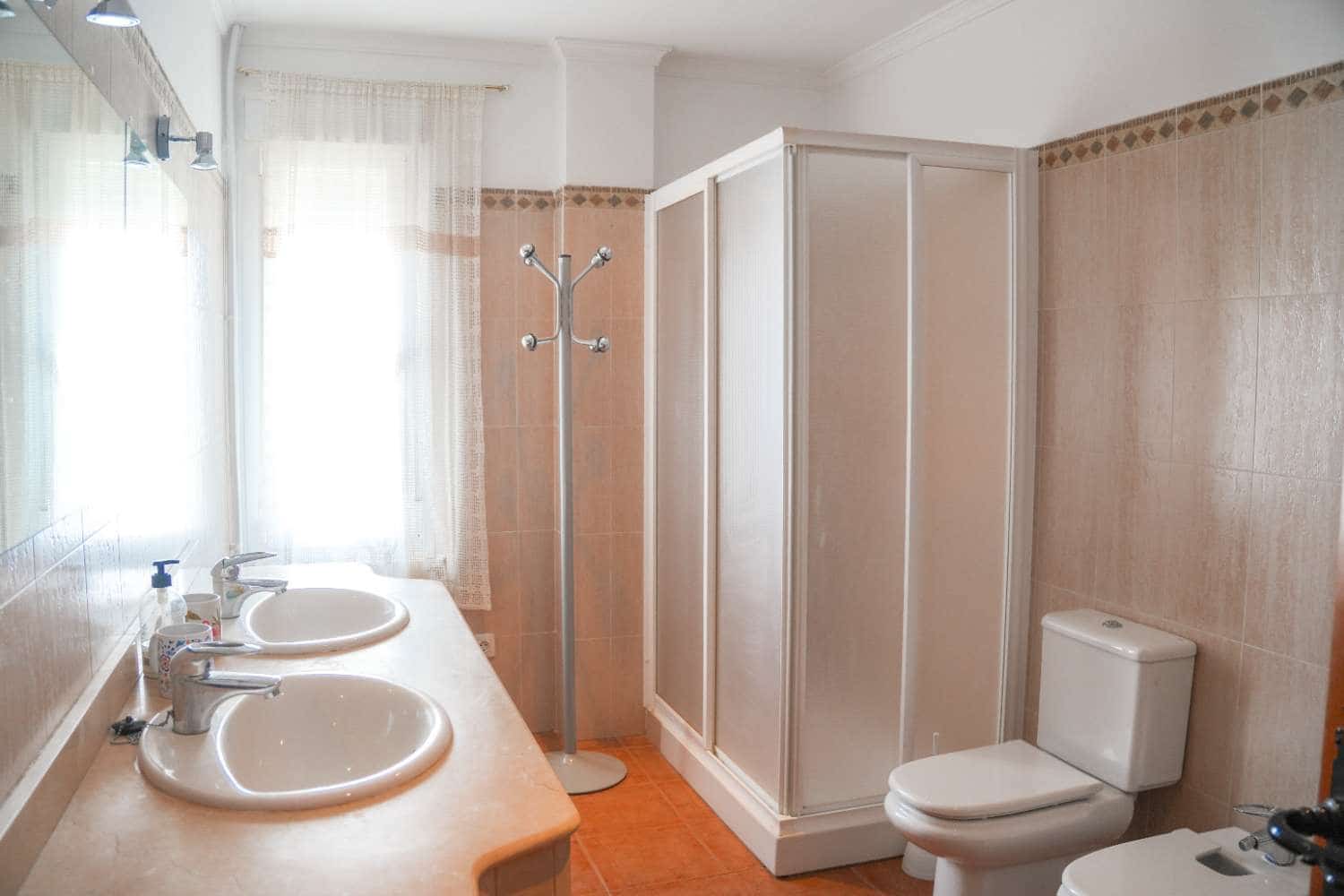 5 soverom Villa til salgs i Cullar Vega med svømmebasseng garasje - € 389 000 (Ref: 10139074)