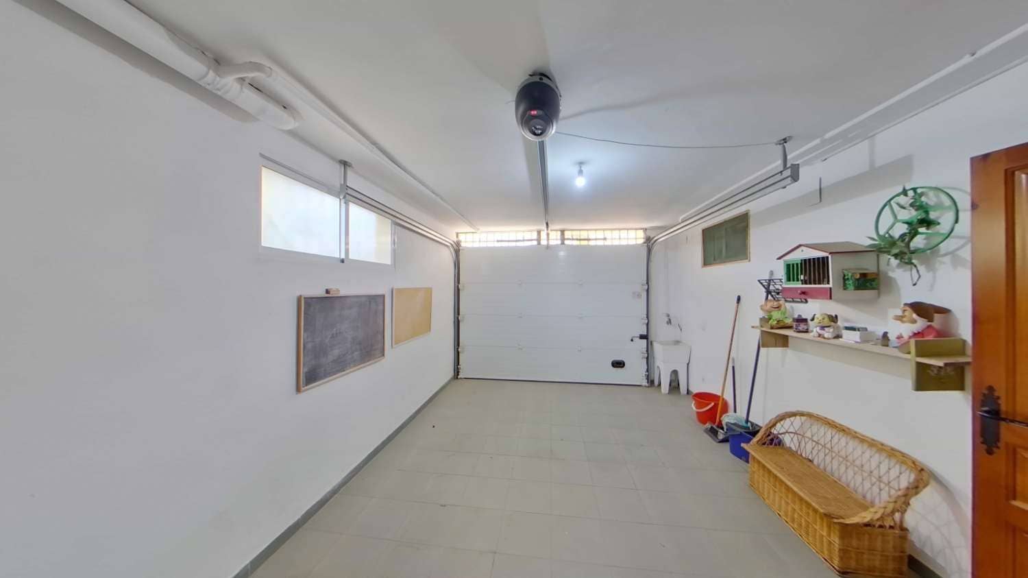 5 soverom Villa til salgs i Cullar Vega med svømmebasseng garasje - € 389 000 (Ref: 10139074)