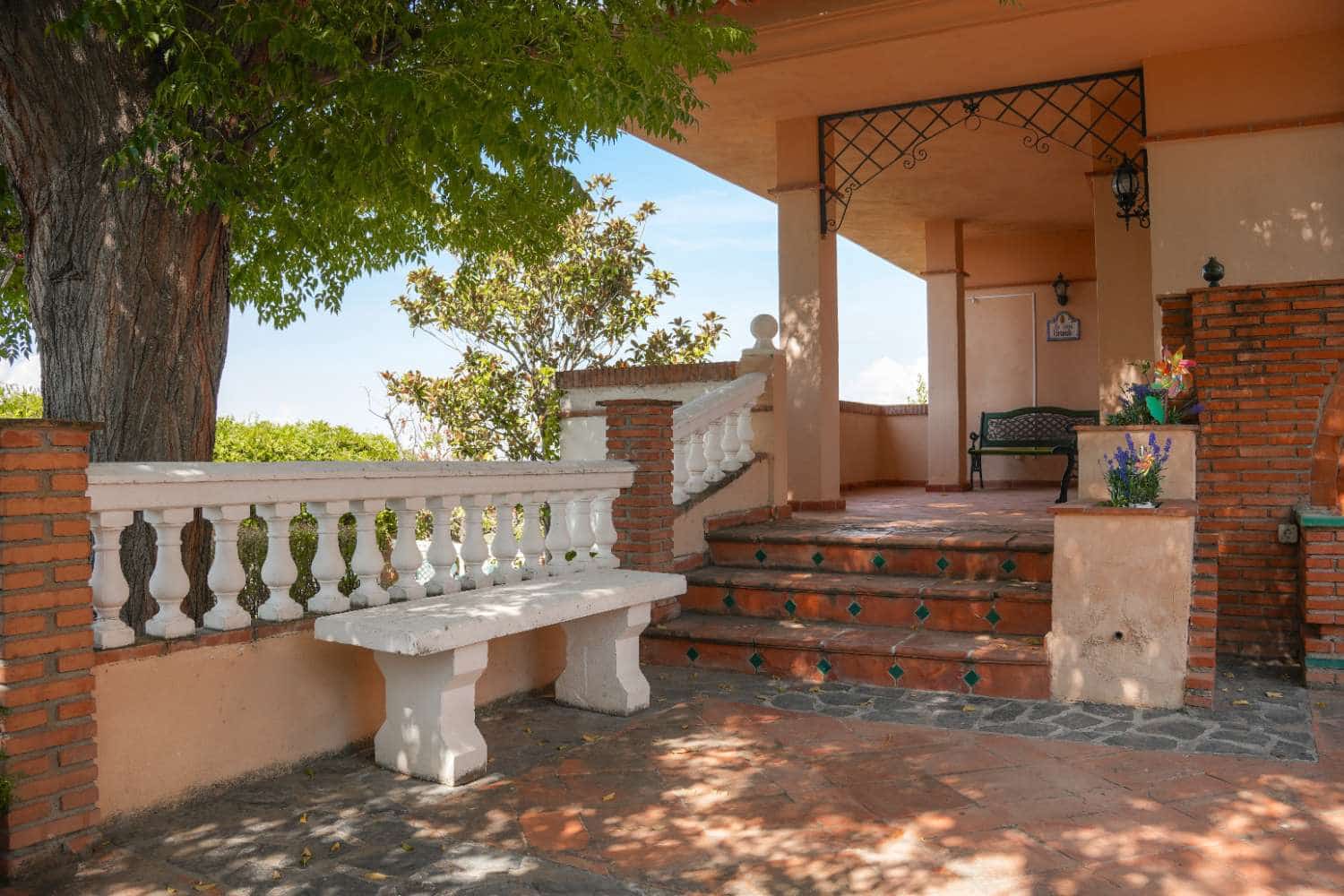 5 soverom Villa til salgs i Cullar Vega med svømmebasseng garasje - € 389 000 (Ref: 10139074)