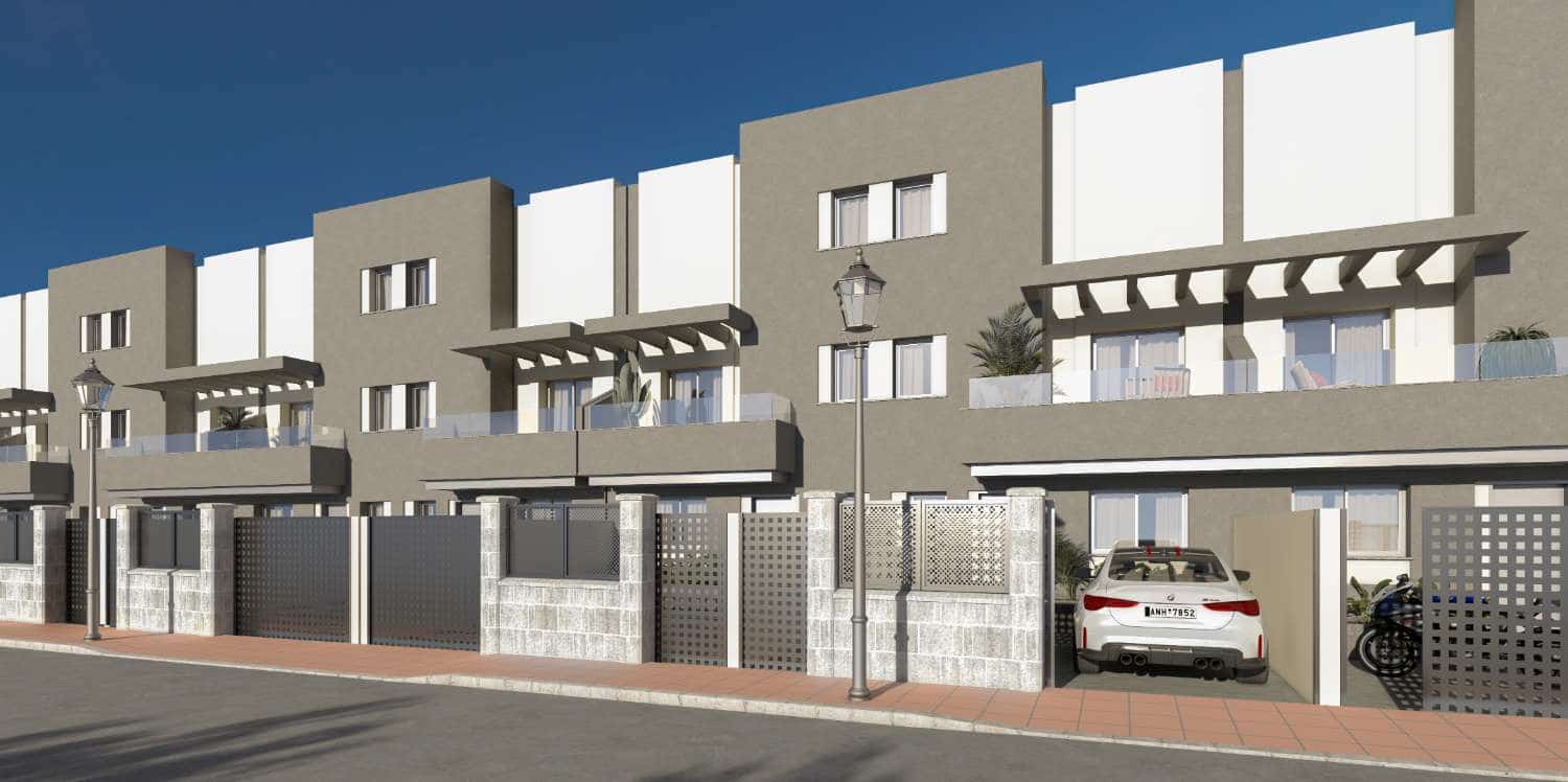 4 sypialnia Dom szeregowy na sprzedaż w Torrox-Costa z basenem garażem - 550 000 € (Ref: 10139075)